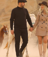 在卡帕多西亞與野馬進行專業攝影