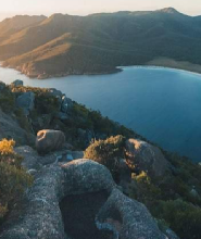 菲欣納國家公園和酒杯灣風景之旅