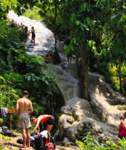 清邁夜功瀑布攀巖探險