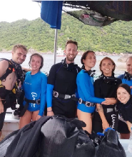 龜島 PADI 潛水中心水下潛水探索體驗