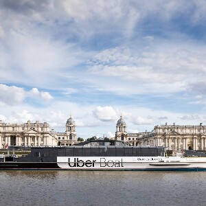 倫敦泰晤士河隨上隨下觀光遊船（Uber Boat）