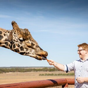 長頸鹿遊獵體驗和莫納託野生動物園門票