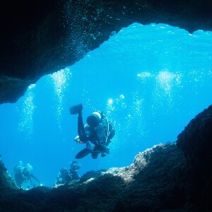 青之洞窟浮潛及水肺潛水體驗