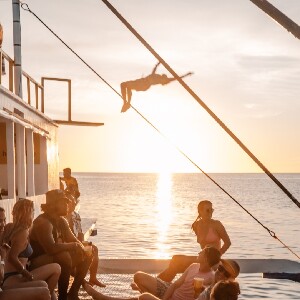 菲律賓Haqqy Life長灘島日落巡遊派對