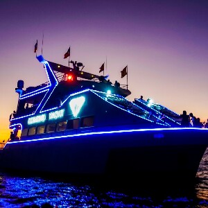 菲律賓長灘島晶鑽號日落遊船之旅