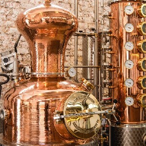 獅城琴酒廠導覽及新加坡司令調酒班