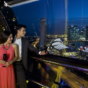 新加坡摩天輪美酒飛行體驗