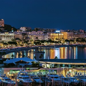 坎城夜間私人遊：日落後的迷人魅力