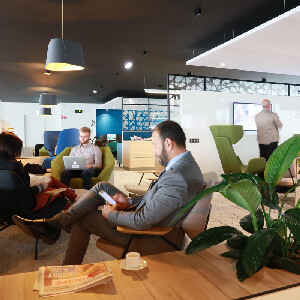 布拉尼亞克機場貴賓室服務（La Croix du Sud Lounge 提供）