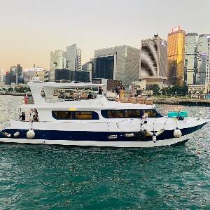 香港西式遊艇出海之旅夜遊維港(連餐飲 夜釣墨魚魷魚團)