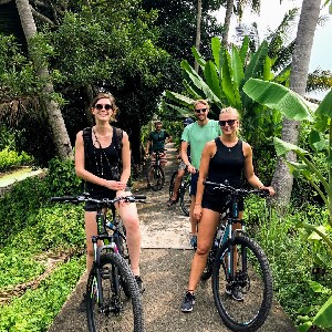 曼谷自行車＆運河遊船之旅（含午餐）