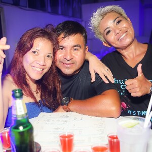 芭東海灘酒吧夜生活體驗