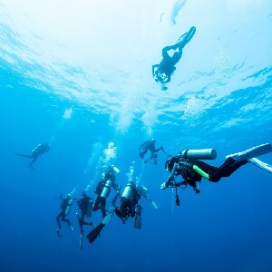 【探索二戰殘骸遺跡】科隆島 PADI 潛水中心進階潛水課程