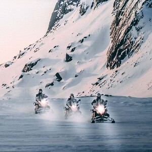 從雷克雅維克出發：黃金圈超級吉普車與雪地摩托車之旅