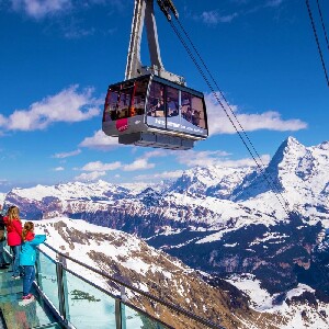 從蘇黎世出發：因特拉肯一日遊+雪朗峯纜車體驗