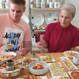 韓式料理烹飪課程：雜菜、炒年糕、餃子、魚餅湯和甜點