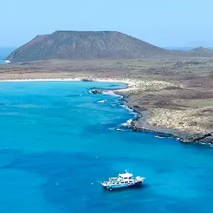 科拉雷霍往返洛沃斯島渡輪接送