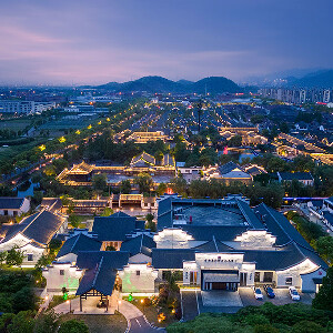 寧波十七房開元觀堂 觀堂躍層大牀房（十七房景區門票+自助早餐+大魚巡遊）