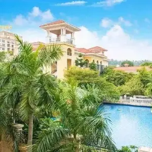 佛山三水鳳凰親水房（陽台直通泳池 含自助早餐+無限次湯泉+親水泳道+瀑布泳池）