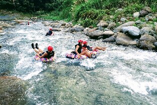 宜蘭亞溤而夏 南澳溪漂流體驗