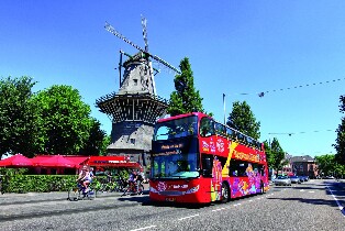 阿姆斯特丹 City Sightseeing 隨上隨下巴士票（含運河遊船）