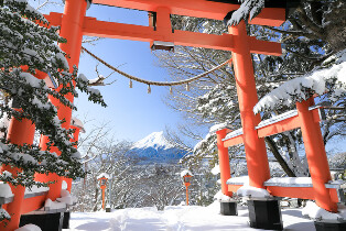 富士山經典之旅：富士山五合目+新倉山淺間公園+Lawson便利商店+抹茶體驗