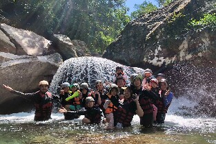 宜蘭那山那谷秘境溯溪體驗