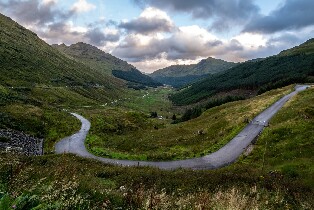 愛丁堡或格拉斯哥出發：歐本、湖泊區及因弗雷裏一日遊