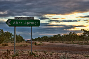 愛麗斯泉精華與自然風光一日遊圖片