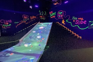 菲律賓奎松市PlayLab Robinsons Galleria兒童樂園門票