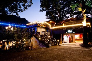 苗栗泰安：湯之島虎山溫泉會館 - 蜜月湯屋泡湯券・需電話預約圖片