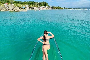 菲律賓長灘島透明皮劃艇拍照體驗