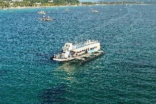 菲律賓長灘島日落遊船派對之旅