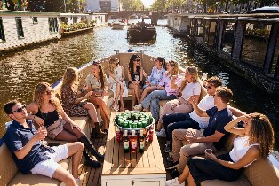 阿姆斯特丹秋季運河暢飲遊船之旅（無限暢飲方案）