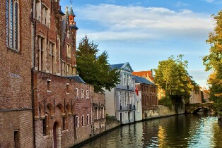 布魯日導覽一日遊（巴黎出發）