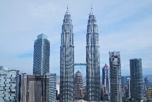 峇都洞穴與雙子星大樓全日導覽