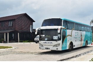 新山中央車站  - 士乃國際機場巴士接送