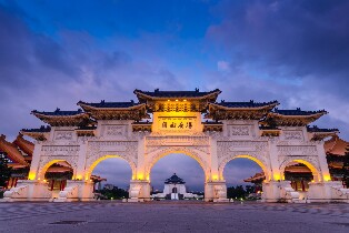 臺北 3 小時夜市美食與酒吧體驗