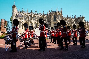 倫敦往返| 英國溫莎城堡、巴斯、巨石陣一日遊