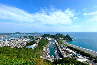 宜蘭 | 兩天一夜 | 蘇澳・傳藝・張美阿嬤農場・溫泉飯店｜臺北出發