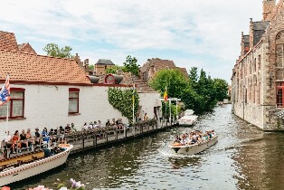 布魯日半日聯合國教科文組織遺產城市亮點之旅