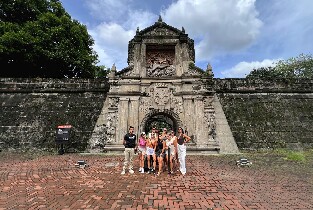 王城區歷史文化徒步之旅：探索舊馬尼拉的歷史與風味