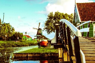 從阿姆斯特丹出發|桑斯安斯風車村、埃丹、沃倫丹和馬肯導覽遊