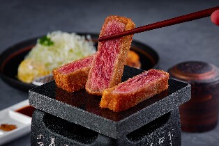 長灘島 (Boracay) 的牛かつもと村 (Gyukatsu-Motomura)