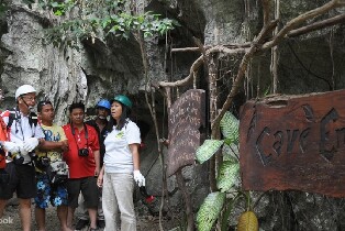 普林塞薩港地下河之旅 & Ugong巖洞穴探索（含滑索）