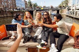 阿姆斯特丹：豪華敞篷船運河巡遊（含無限暢飲）