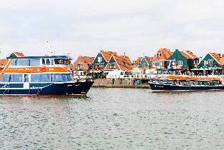 從沃倫丹出發前往馬肯的遊船票