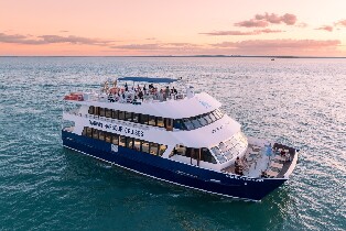 達爾文號晚餐遊船