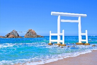 【福岡出發】白絲瀑布&宮地獄神社&一蘭之森&櫻井二見浦夫婦巖&天使之翼&椰子樹鞦韆一日遊