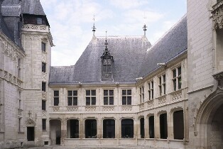 布傑的雅克·科爾宮殿門票